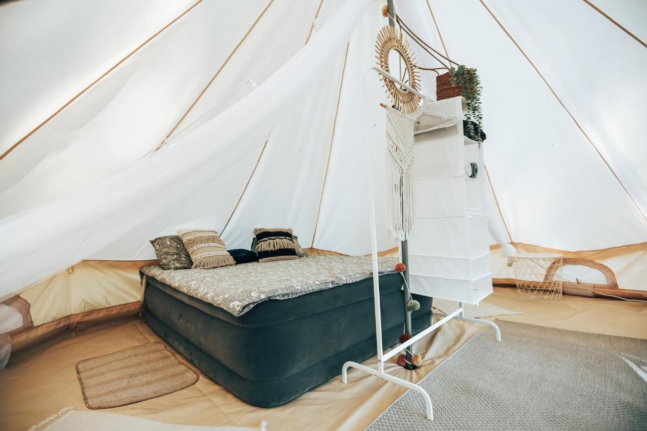Glamping Mella Muiza Hotel Jūrkalne Екстериор снимка