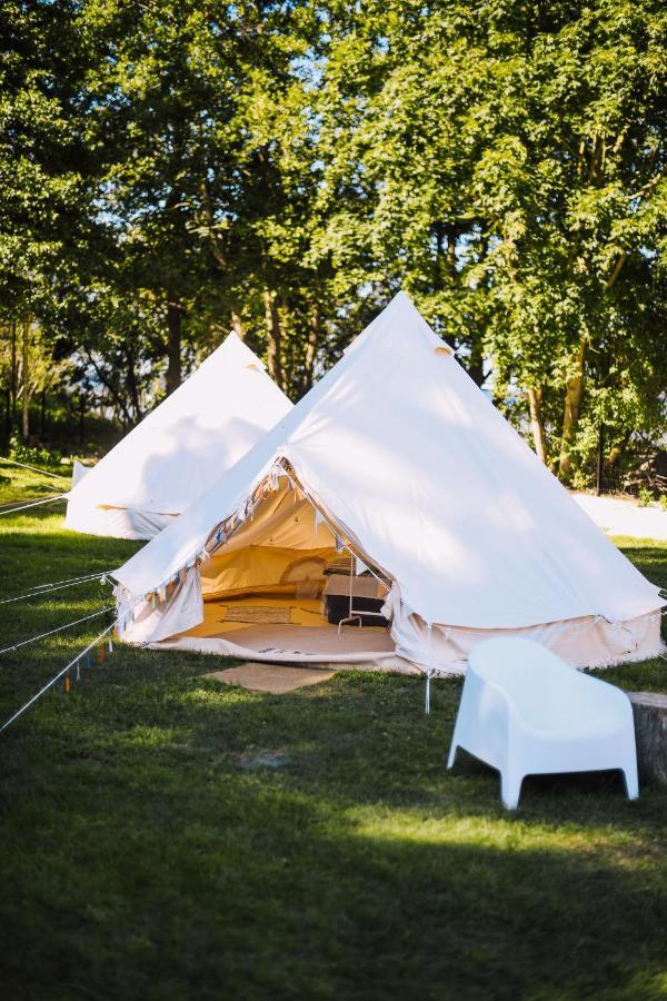 Glamping Mella Muiza Hotel Jūrkalne Екстериор снимка