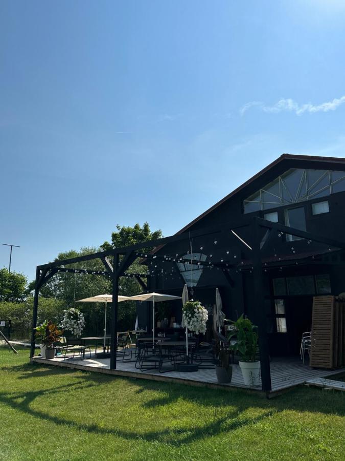 Glamping Mella Muiza Hotel Jūrkalne Екстериор снимка